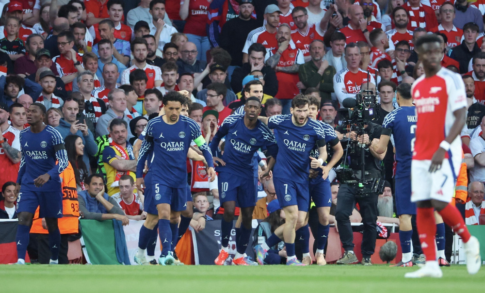 队报乌帕梅卡诺长专访：我永远不会拒绝身体对抗（《队报》深度专访乌帕梅卡诺：从不回避身体对抗）