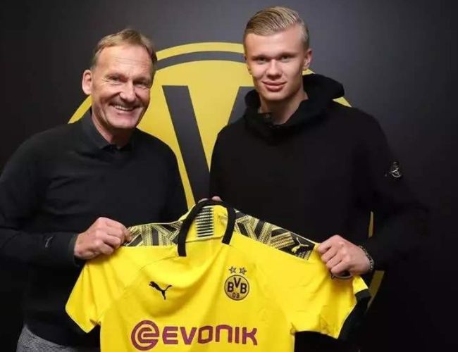 德转列自由转会身价前10：姆巴佩1.8亿欧第1，梅西8000万第2（德转发布自由身球员身价前十：姆巴佩1.8亿登顶，梅西8000万居次）