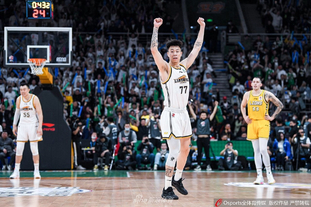 王洪亮：美国巴西身体强太多；若早跟她们踢热身赛或许会好些（王洪亮：美国、巴西对抗强度占优；若早安排热身赛或可改善表现）