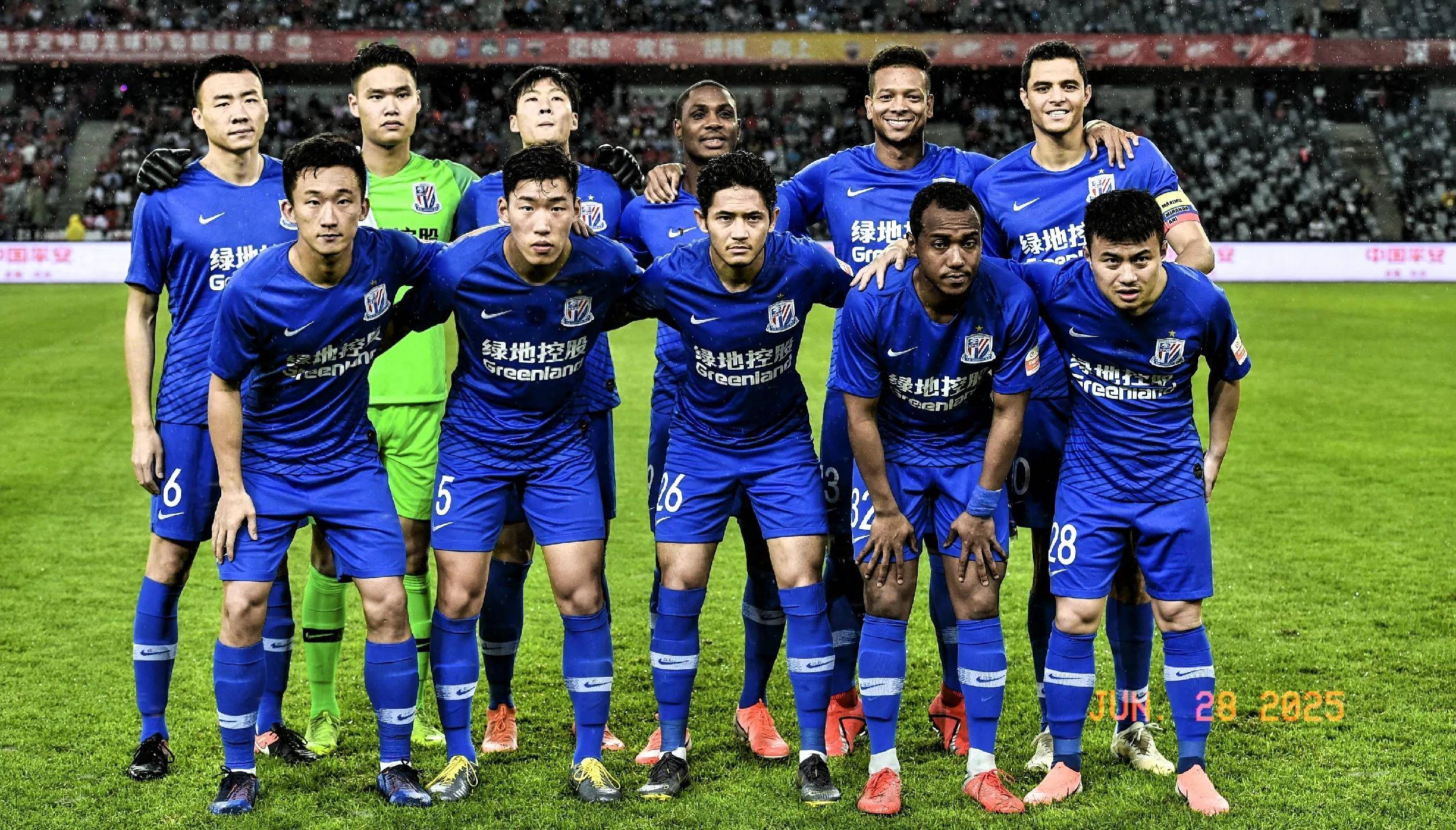 榜眼梦游11中1福克斯空砍25分，米切尔28+8，骑士送马刺交手6连败（榜眼手感低迷仅11投1中，福克斯25分难救主，米切尔28+8领军，骑士对马刺豪取交手6连胜）