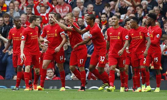 阿圭罗：阿根廷能赢2026世界杯；梅西是巴萨队史最重要的球员（阿圭罗：看好阿根廷夺得2026世界杯，梅西是巴萨史上最重要的球员）