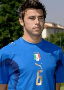 穆里尼奥：越是绝境本菲卡越能顶住压力，我们完全配得上胜利（穆里尼奥：本菲卡愈艰难愈能抗压，我们的胜利当之无愧）