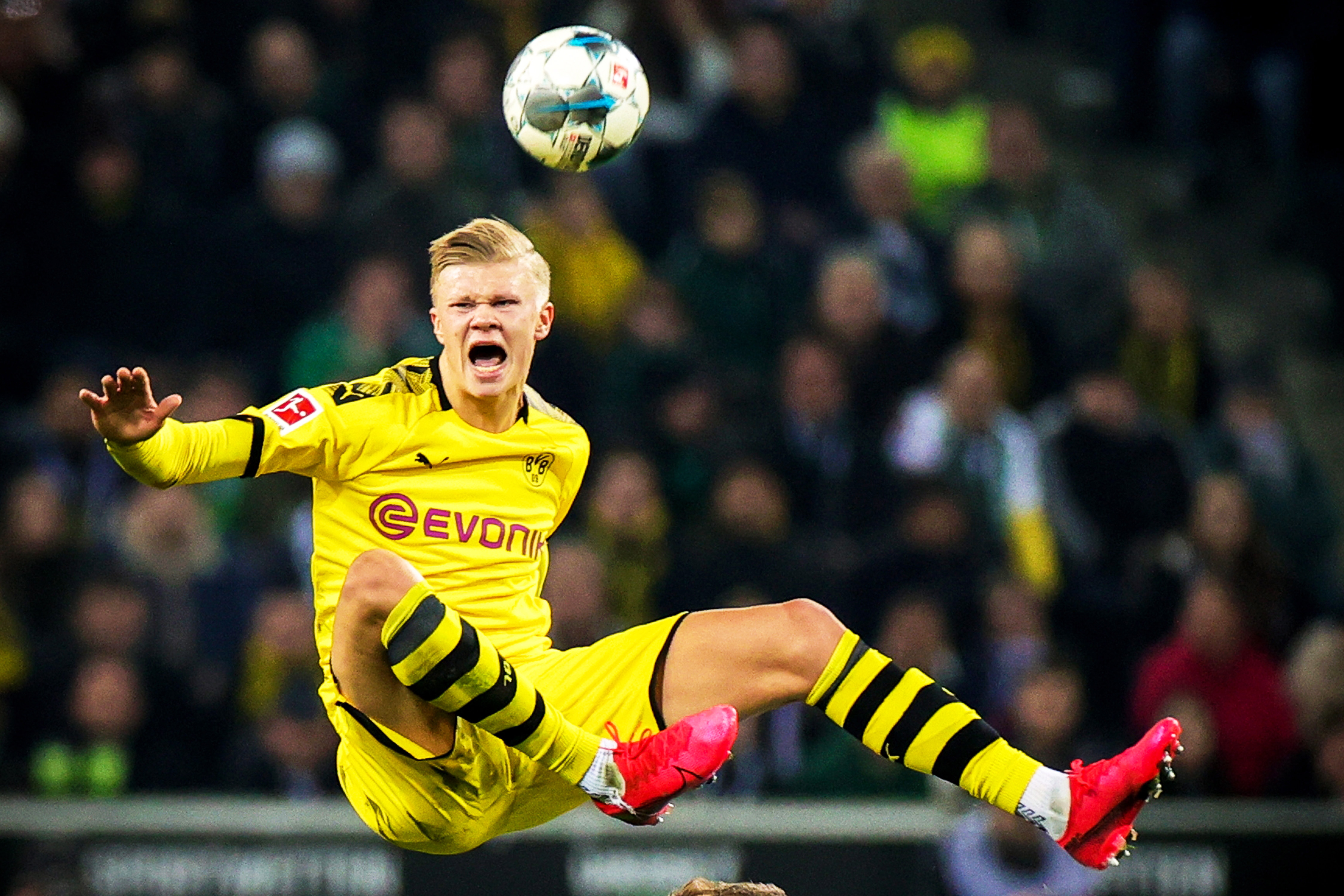 篮球湖人替补球员贡献关键篮板（湖人替补抢下关键篮板）